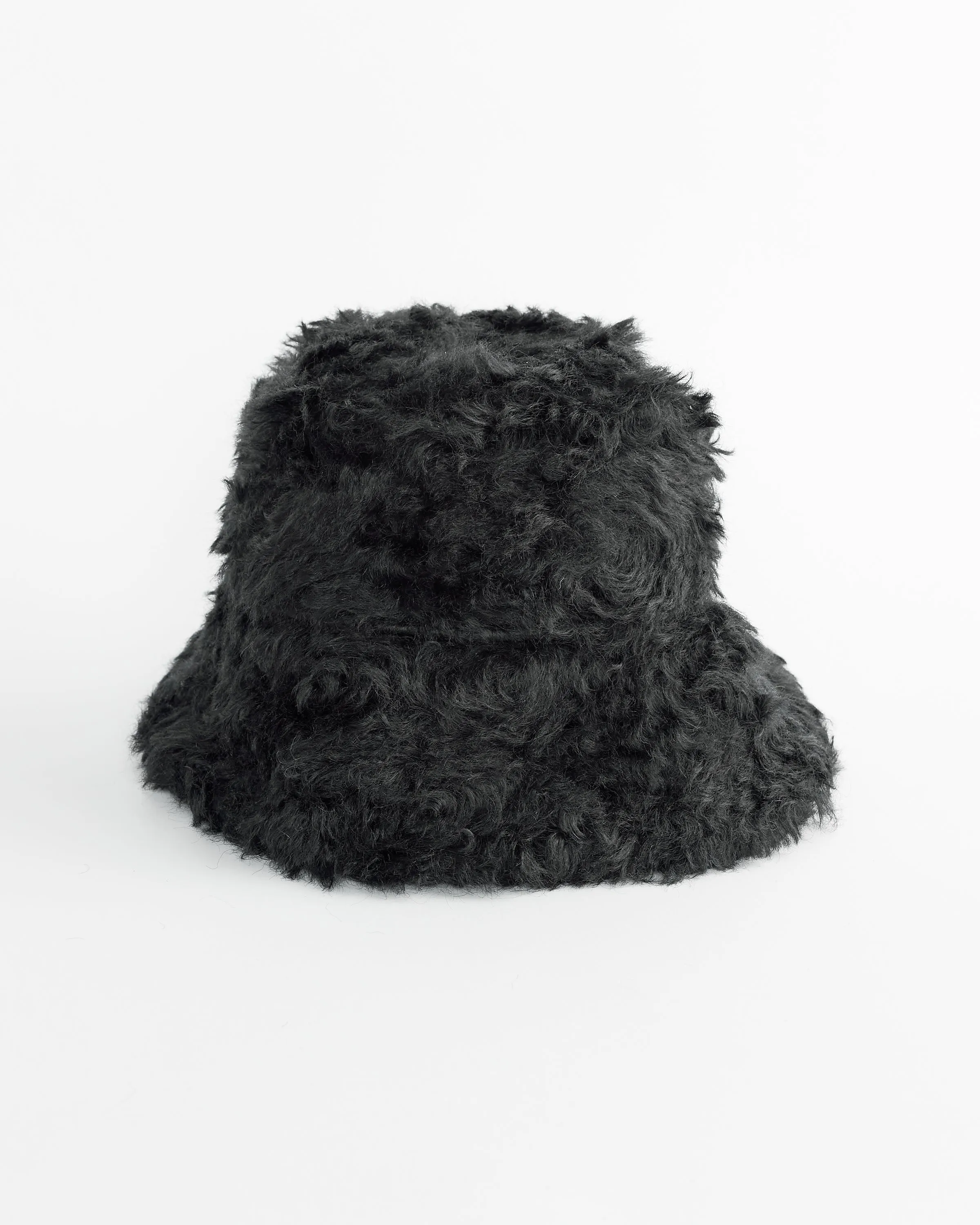 Gilly Bucket Hat in Black