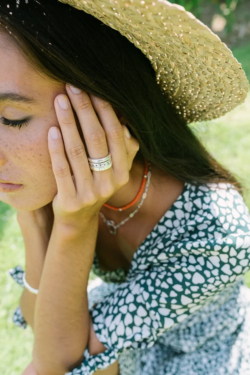 Pebble ring silver